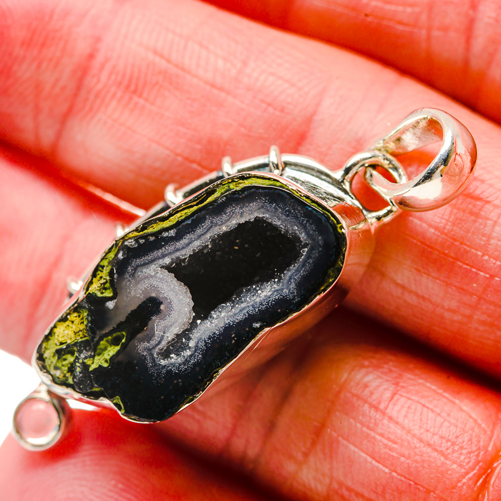 Coconut Geode Druzy, White Quartz Pendants handcrafted by Anasilvercos - PD18294