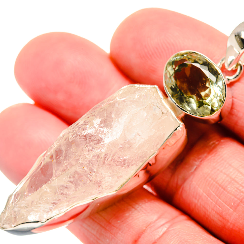 White Quartz Pendants handcrafted by Anasilvercos - PD18506