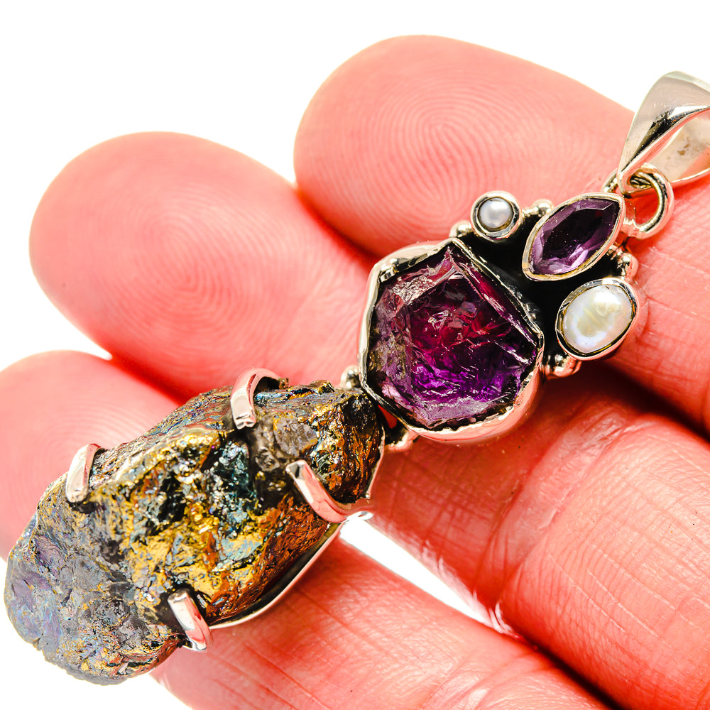 Titanium Druzy Pendants handcrafted by Anasilvercos - PD18513