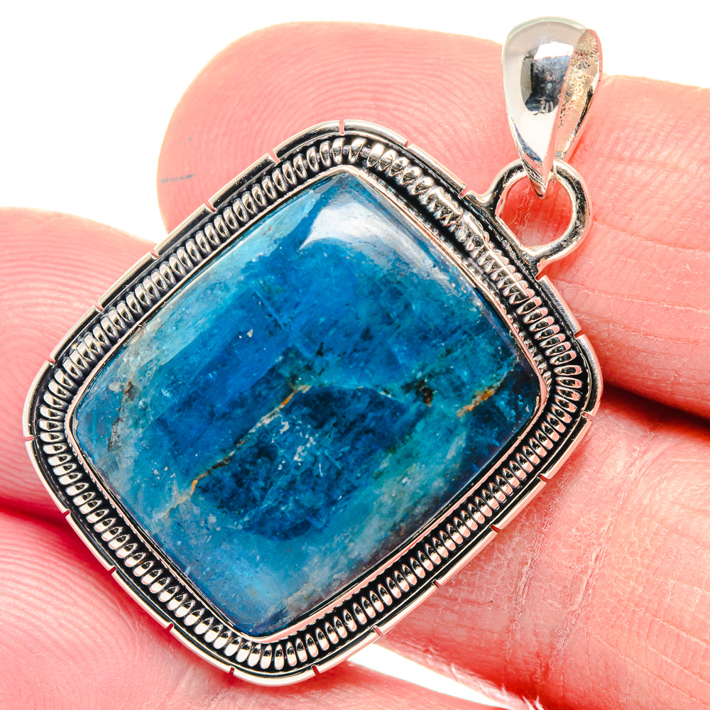 Apatite Pendants handcrafted by Anasilvercos - PD18546