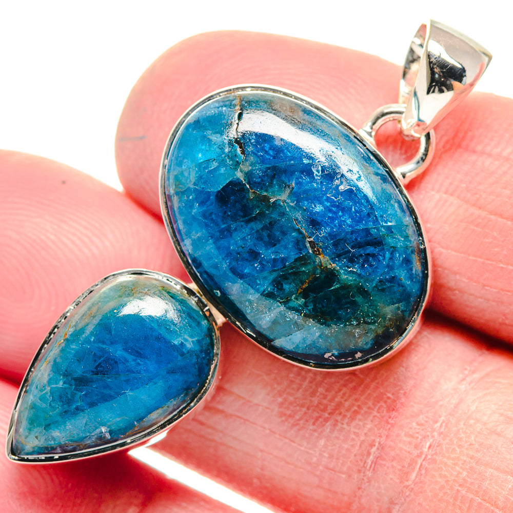 Apatite Pendants handcrafted by Anasilvercos - PD18591