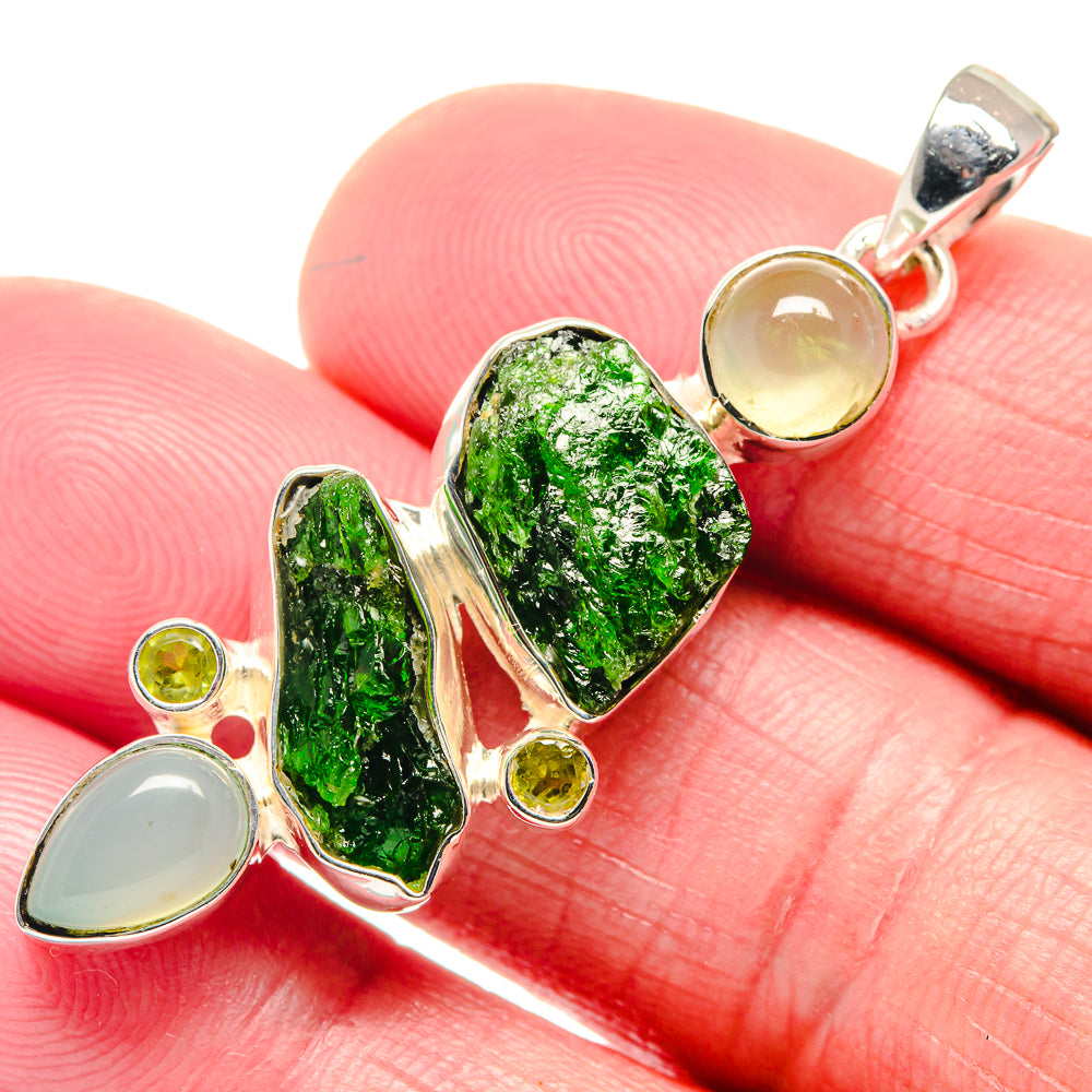 Chrome Diopside Pendants handcrafted by Anasilvercos - PD18595