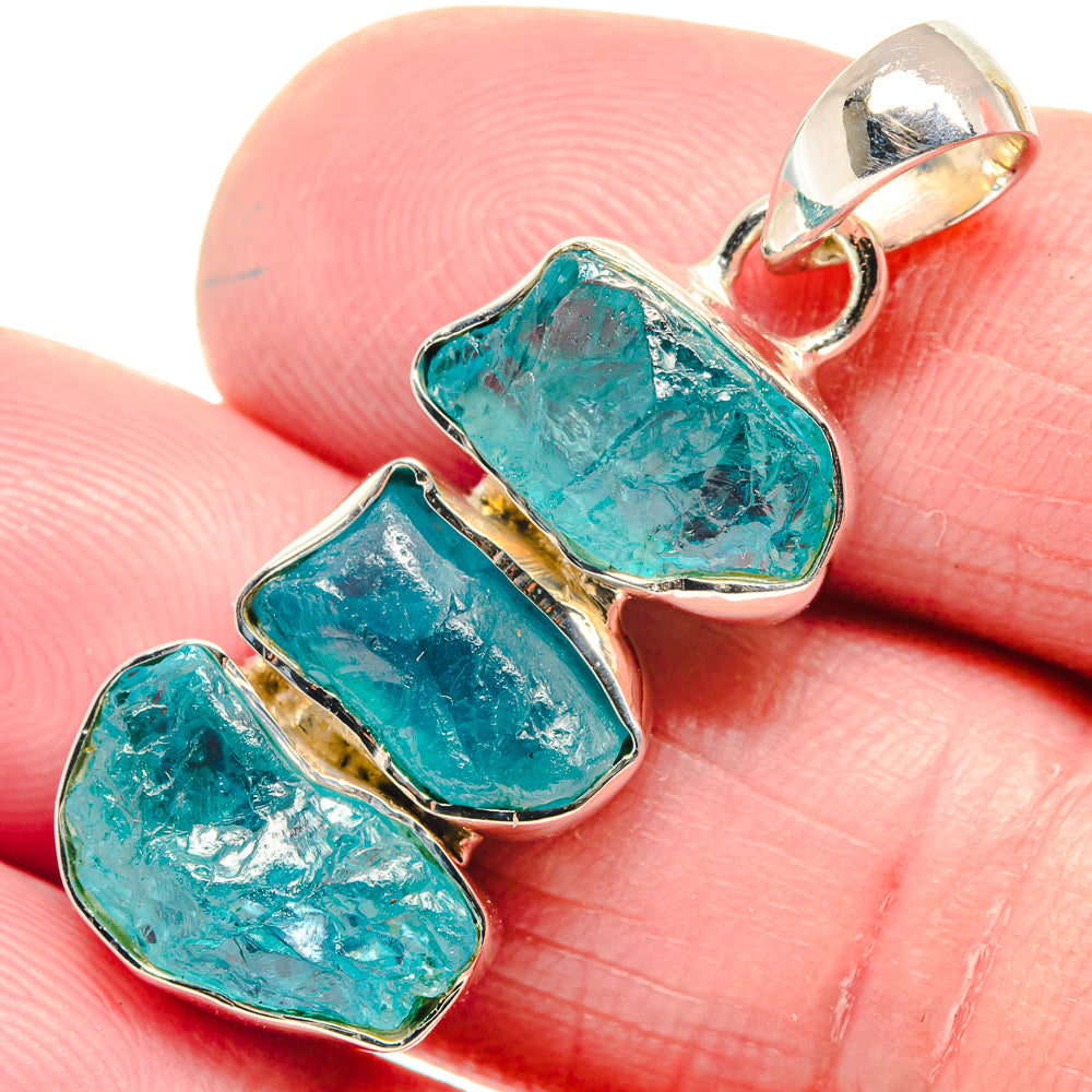 Apatite Pendants handcrafted by Anasilvercos - PD18652
