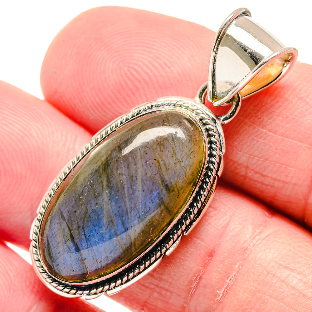 Labradorite Pendants handcrafted by Anasilvercos - PD18734