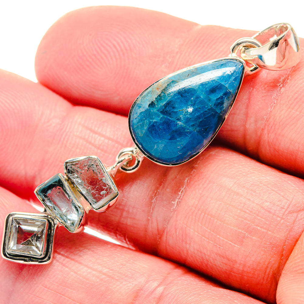 Apatite Pendants handcrafted by Anasilvercos - PD18790