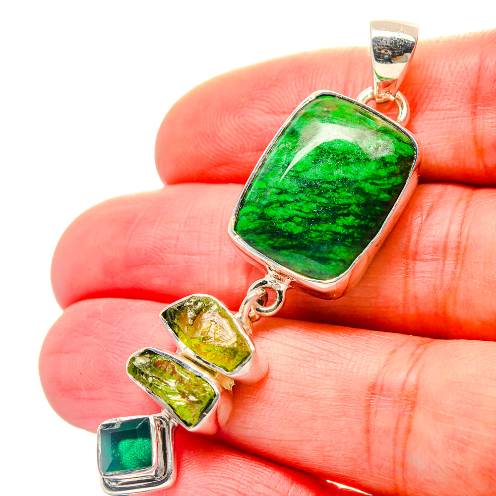 Maw Sit Sit Pendants handcrafted by Anasilvercos - PD18963
