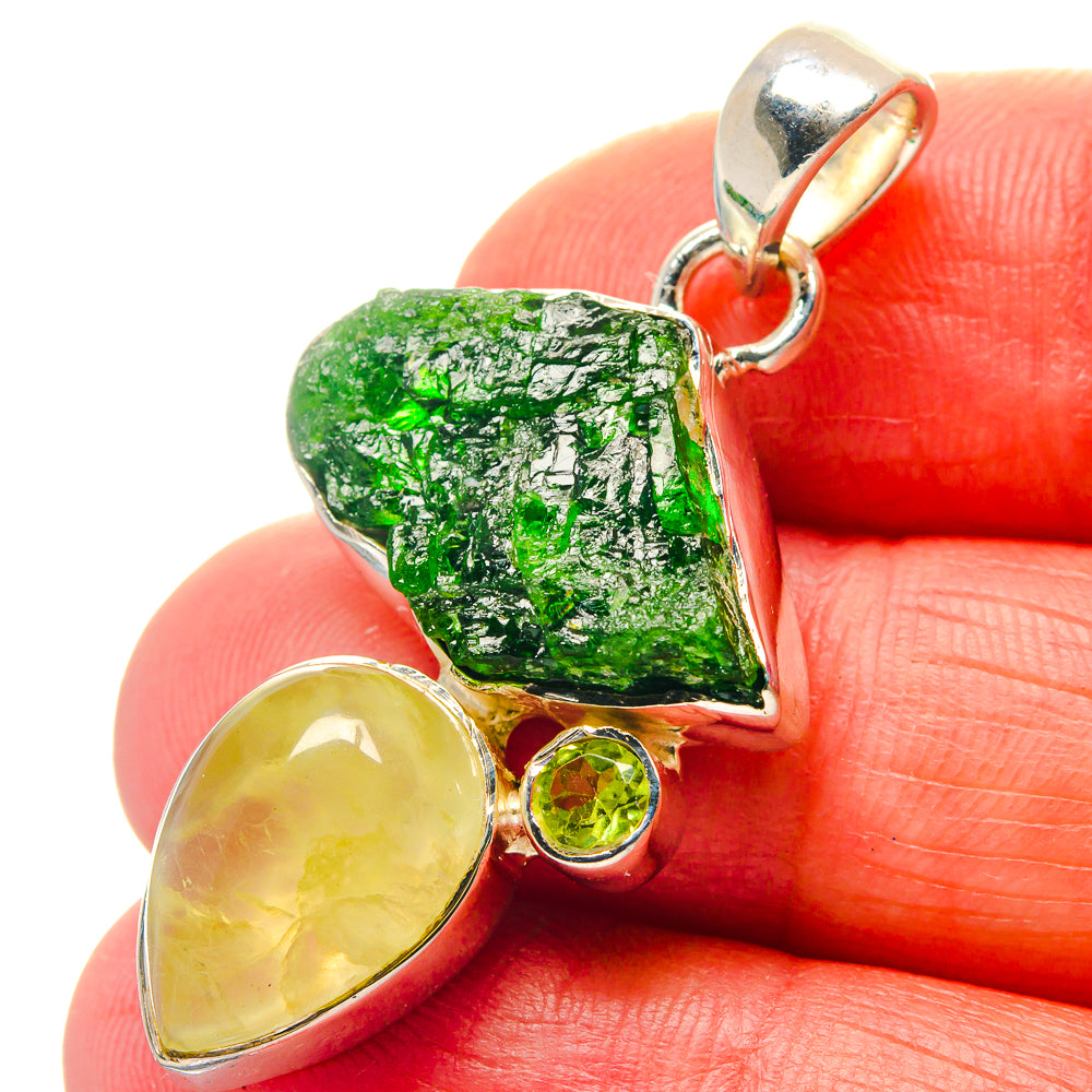 Chrome Diopside Pendants handcrafted by Anasilvercos - PD18966
