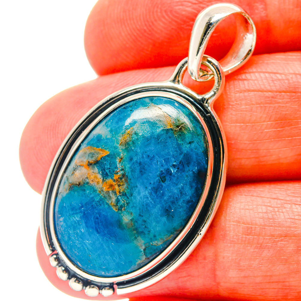 Apatite Pendants handcrafted by Anasilvercos - PD19111