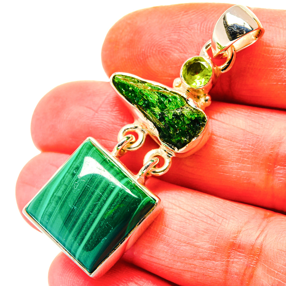 Malachite Pendants handcrafted by Anasilvercos - PD19158