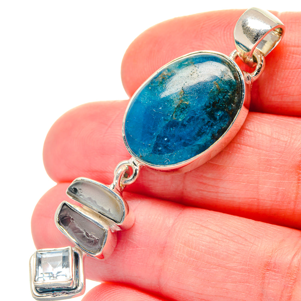 Apatite Pendants handcrafted by Anasilvercos - PD19253