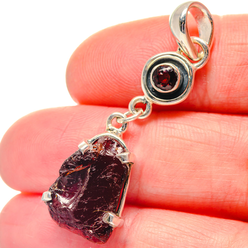 Garnet Pendants handcrafted by Anasilvercos - PD19301