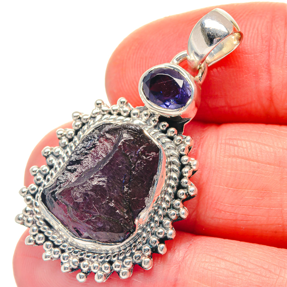 Tanzanite Pendants handcrafted by Anasilvercos - PD19306