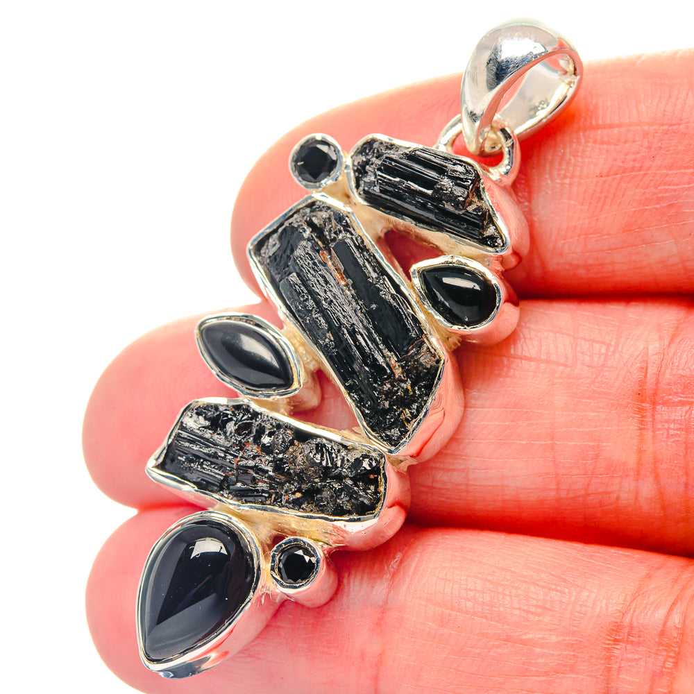 Labradorite Pendants handcrafted by Anasilvercos - PD19399