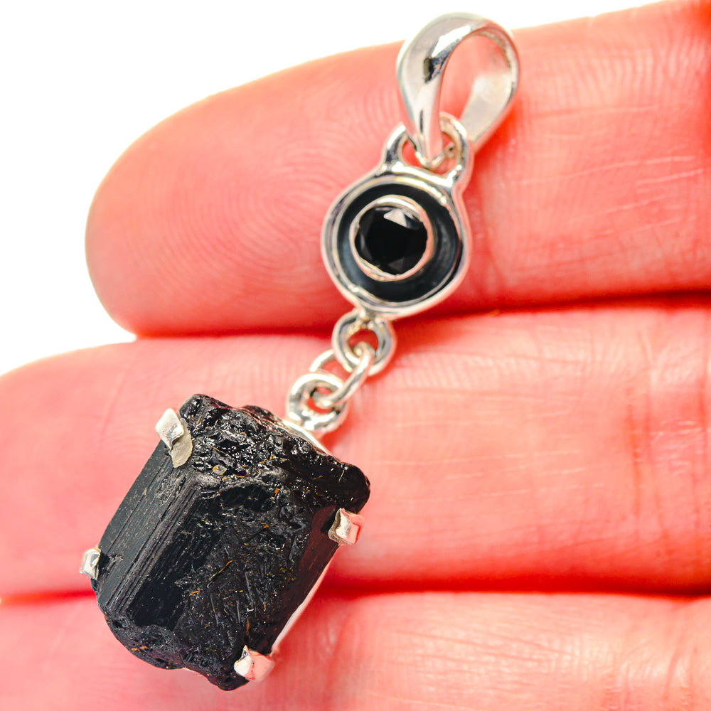 Labradorite Earrings handcrafted by Anasilvercos - PD19403