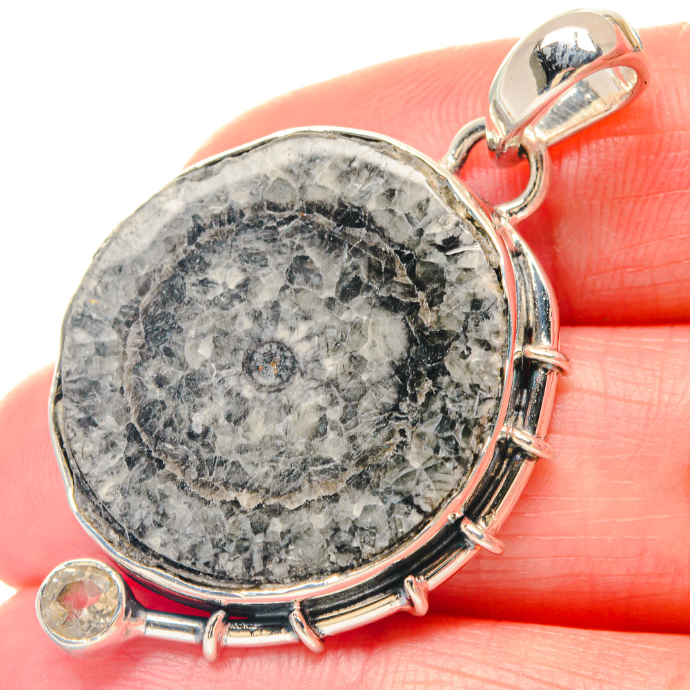 Labradorite Rings handcrafted by Anasilvercos - PD19580