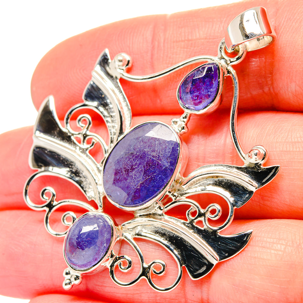 Tanzanite Pendants handcrafted by Anasilvercos - PD19651