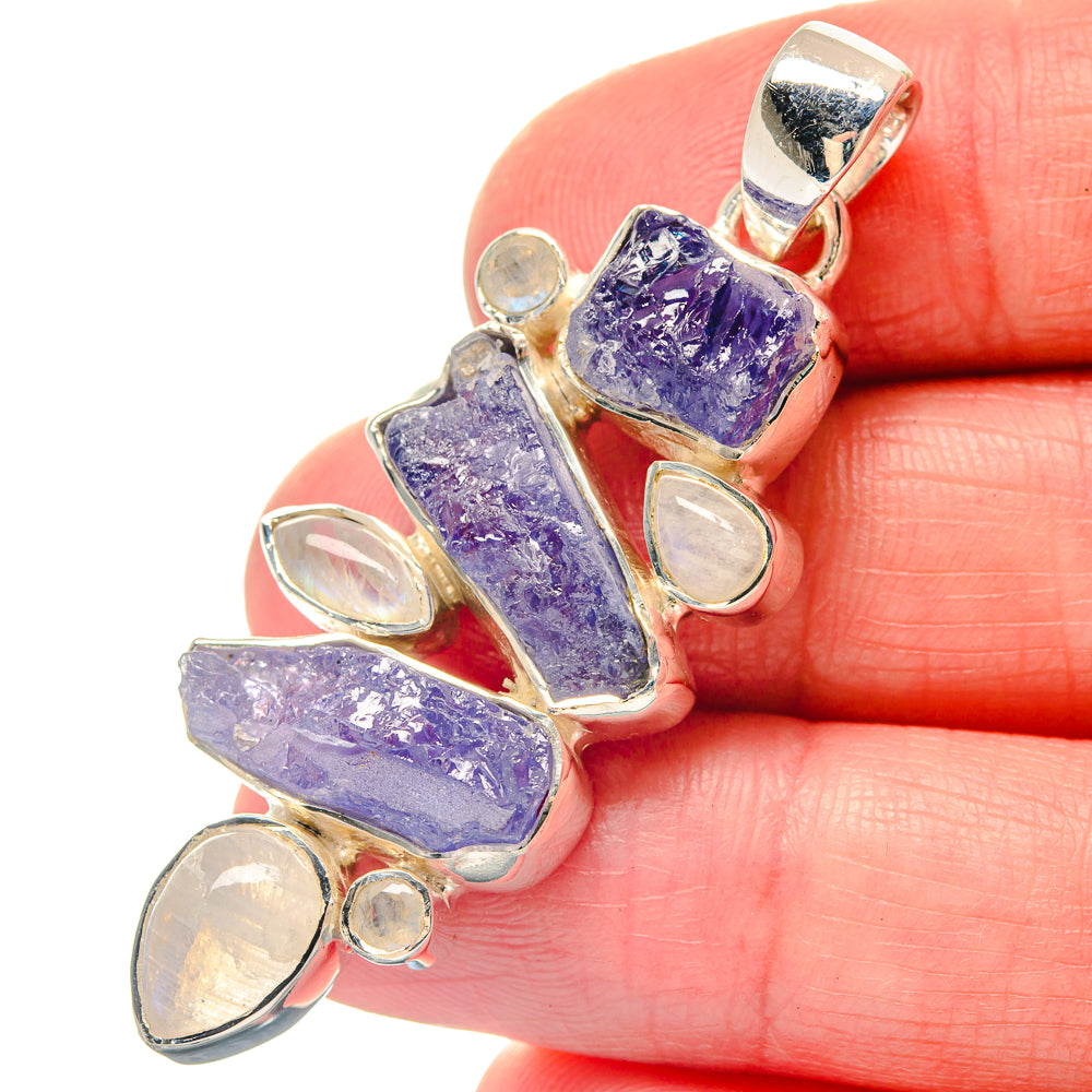 Tanzanite Pendants handcrafted by Anasilvercos - PD19683