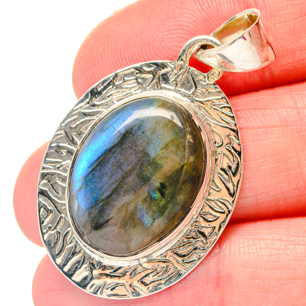 Labradorite Pendants handcrafted by Anasilvercos - PD19705