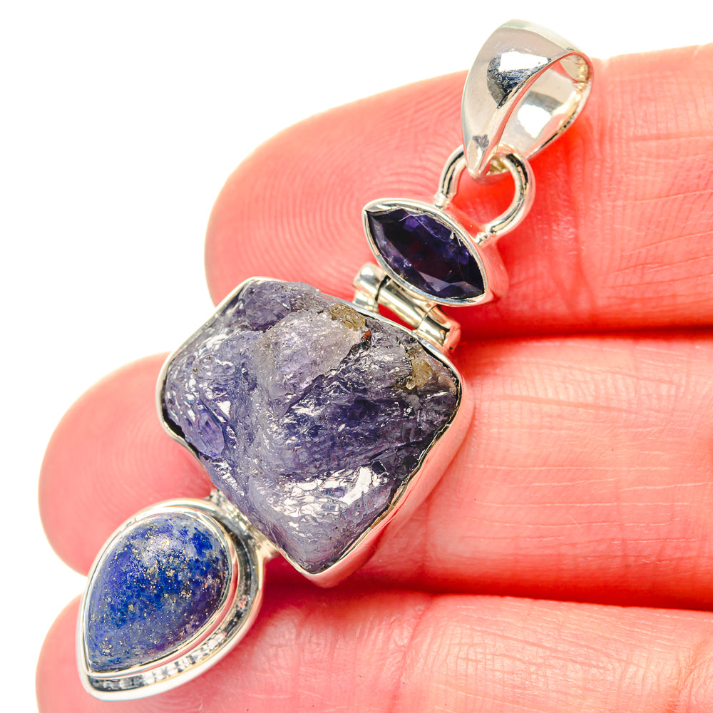 Tanzanite Pendants handcrafted by Anasilvercos - PD19800