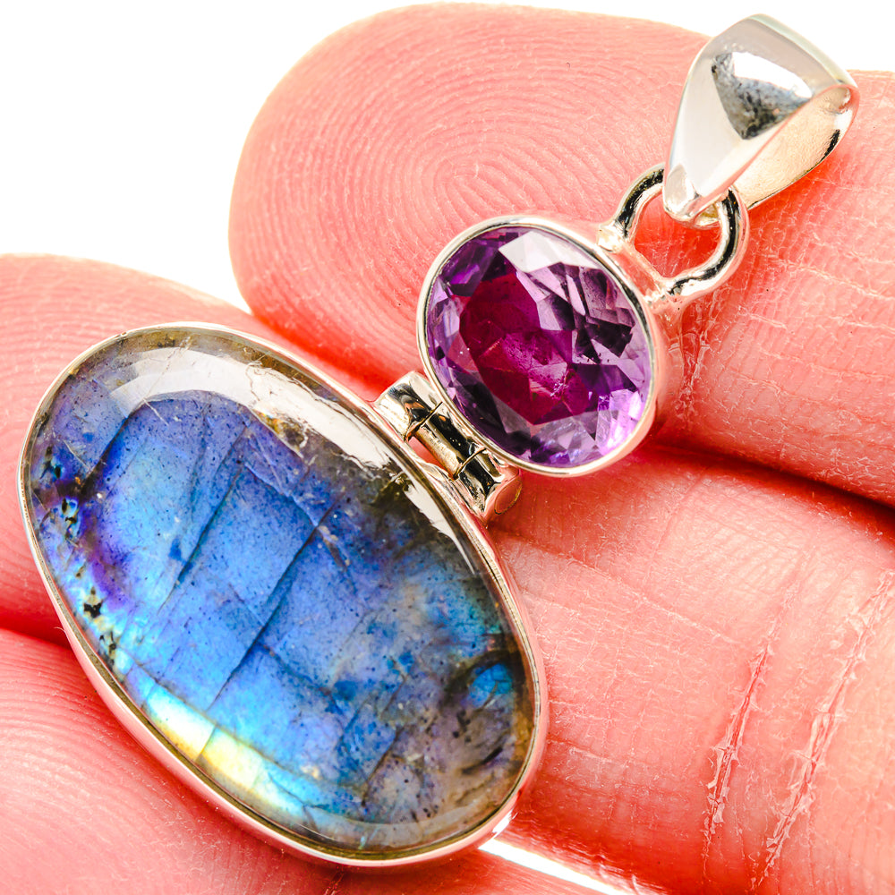Labradorite Pendants handcrafted by Anasilvercos - PD19932