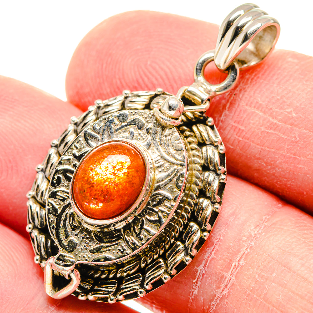 Sunstone Pendants handcrafted by Anasilvercos - PD19961