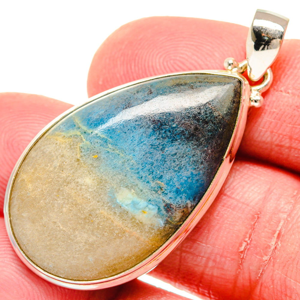 Apatite Pendants handcrafted by Anasilvercos - PD20002