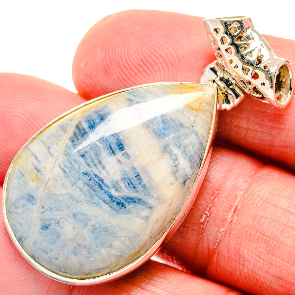 Blue Scheelite Pendants handcrafted by Anasilvercos - PD20017