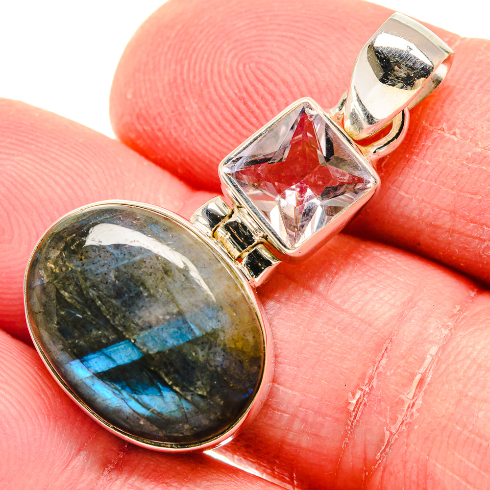 Labradorite Pendants handcrafted by Anasilvercos - PD20074