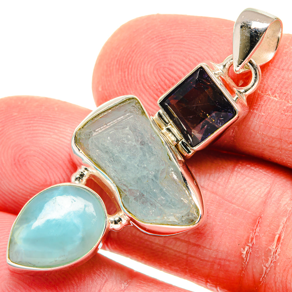 Aquamarine Pendants handcrafted by Anasilvercos - PD20081
