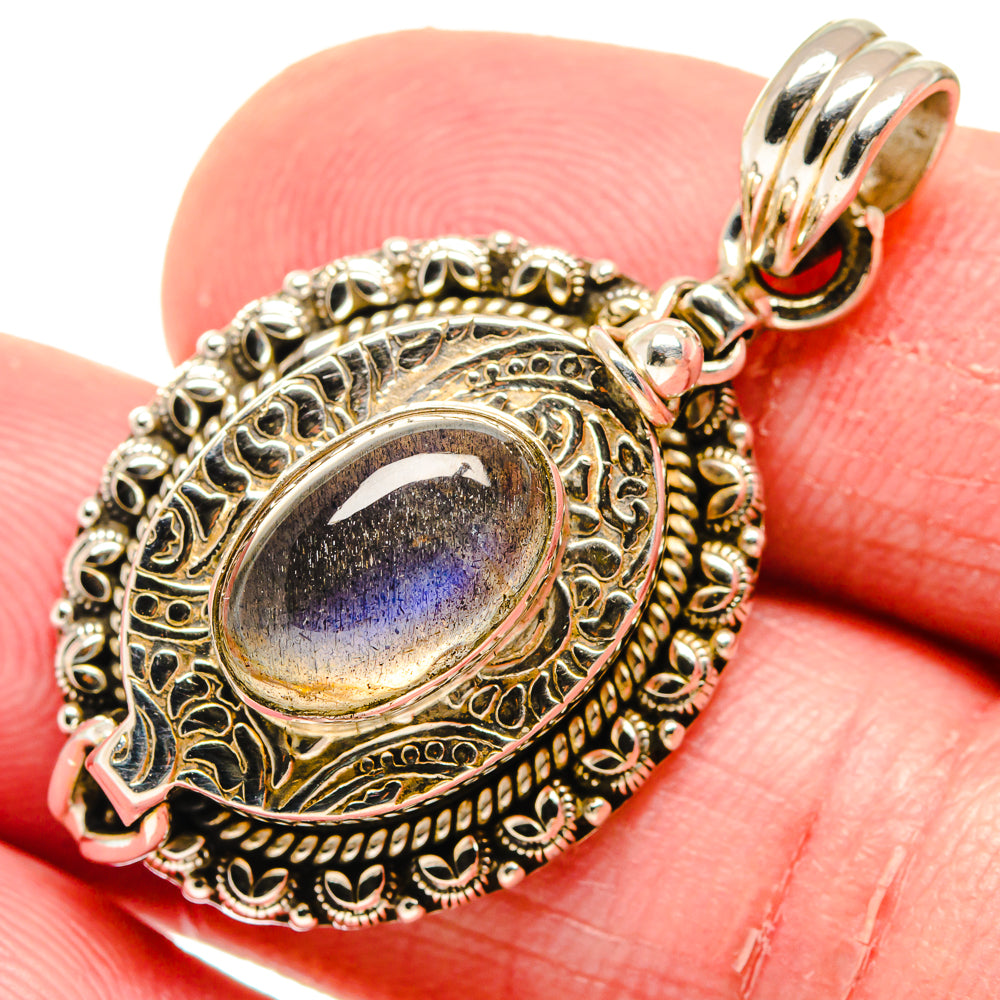Labradorite Pendants handcrafted by Anasilvercos - PD20100