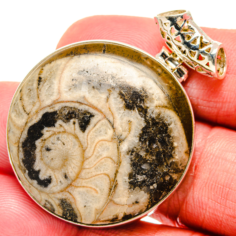 Ammonite Fossil Pendants handcrafted by Anasilvercos - PD20167