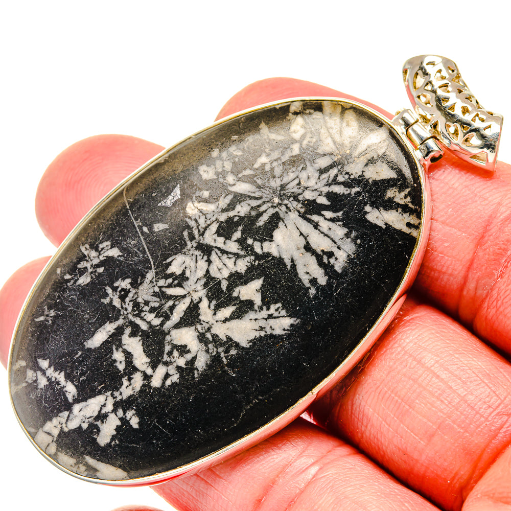 Chrysanthemum Stone Pendants handcrafted by Anasilvercos - PD20183