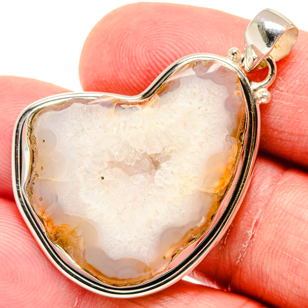 White Geode Slice Pendants handcrafted by Anasilvercos - PD20300