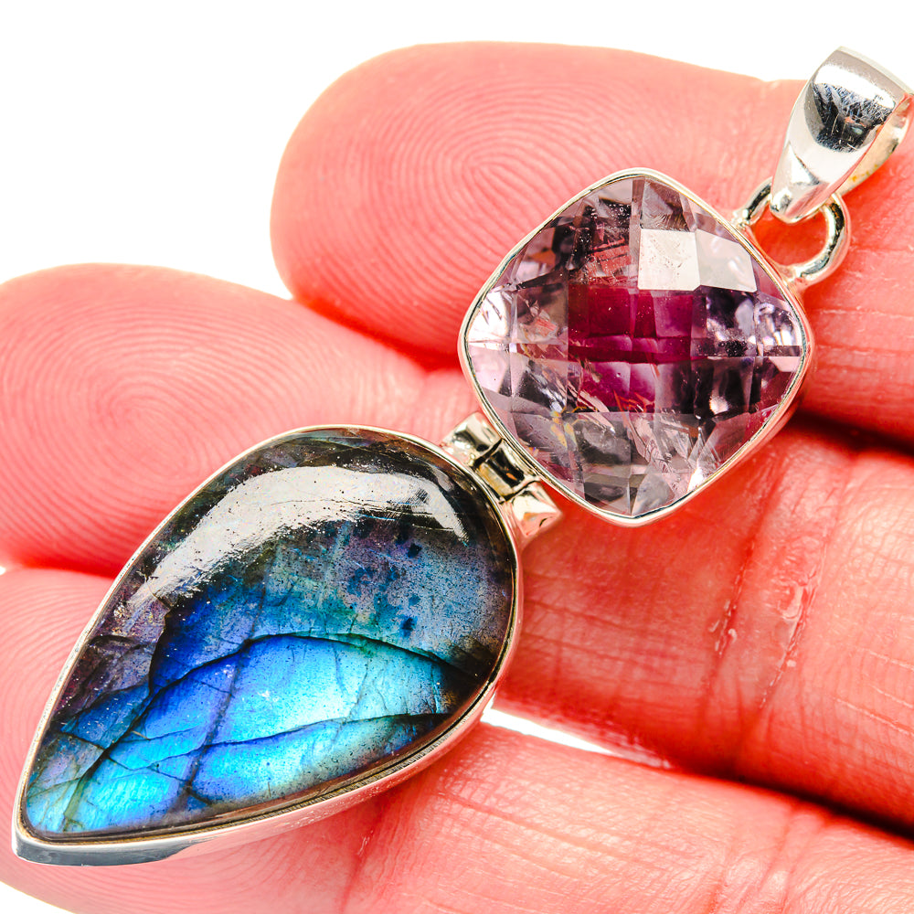 Labradorite Pendants handcrafted by Anasilvercos - PD20369