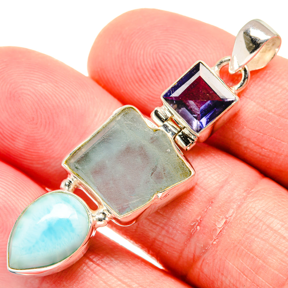Aquamarine Pendants handcrafted by Anasilvercos - PD20402