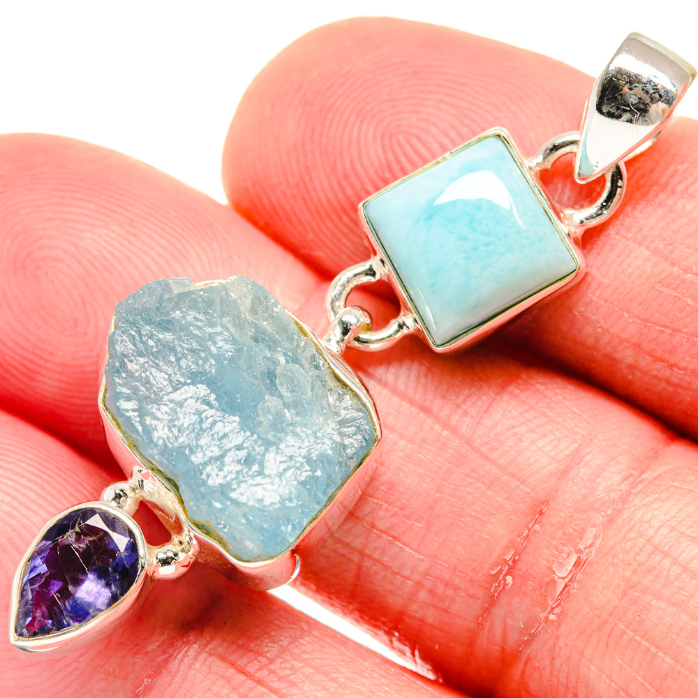 Aquamarine Pendants handcrafted by Anasilvercos - PD20403