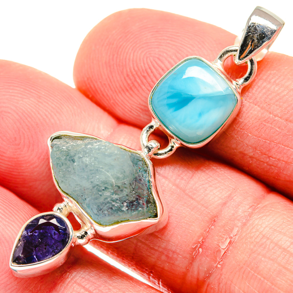 Aquamarine Pendants handcrafted by Anasilvercos - PD20411