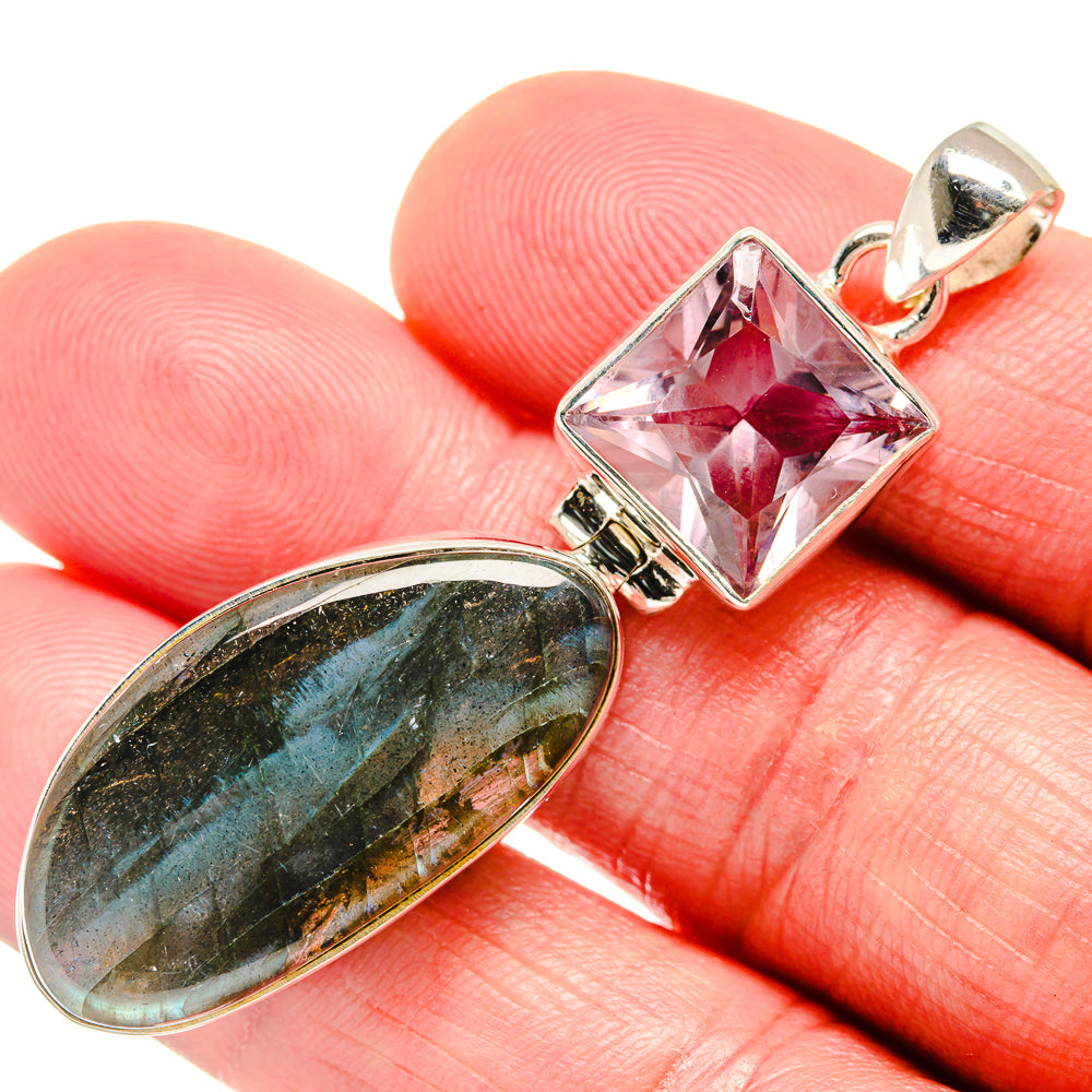 Labradorite Pendants handcrafted by Anasilvercos - PD20436