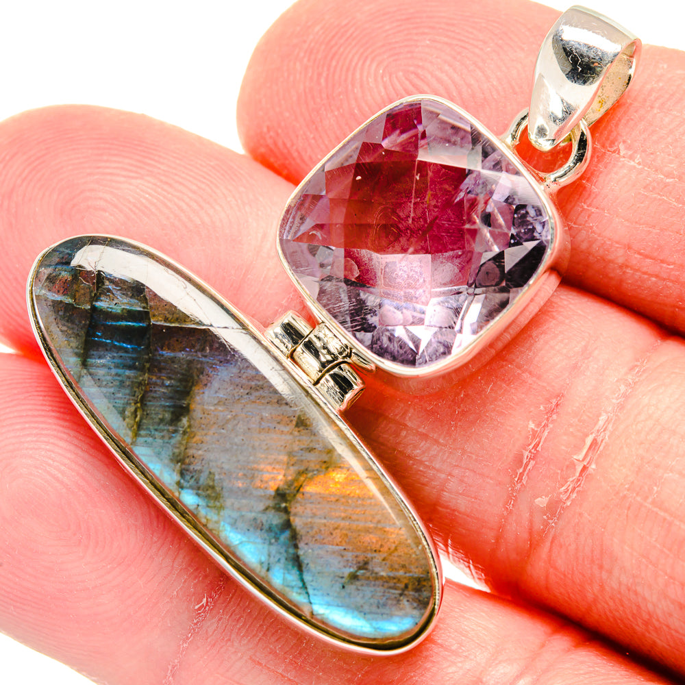 Labradorite Pendants handcrafted by Anasilvercos - PD20560