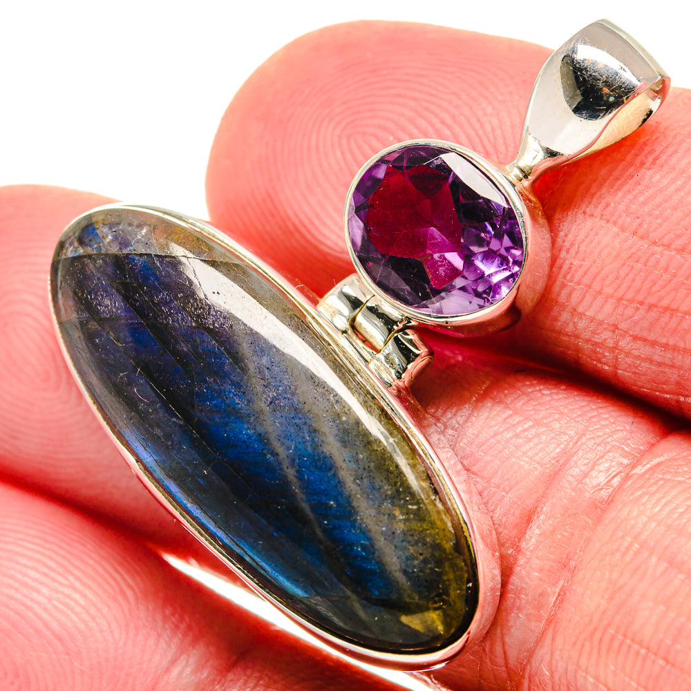 Labradorite Pendants handcrafted by Anasilvercos - PD20693