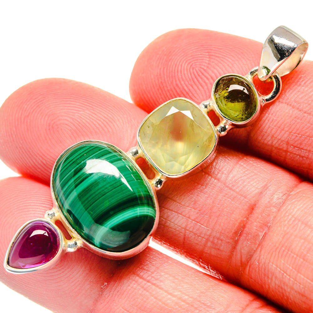 Malachite Pendants handcrafted by Anasilvercos - PD20705