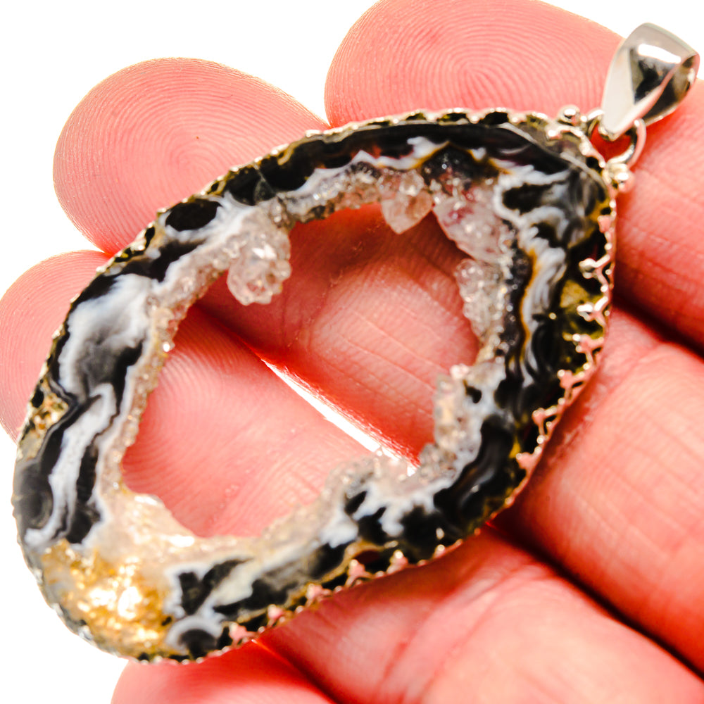 Occo Geode Pendants handcrafted by Anasilvercos - PD20770