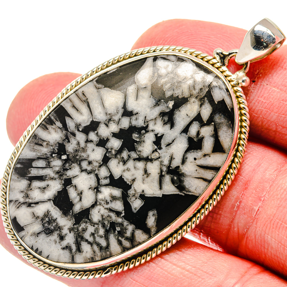 Chrysanthemum Stone Pendants handcrafted by Anasilvercos - PD20824
