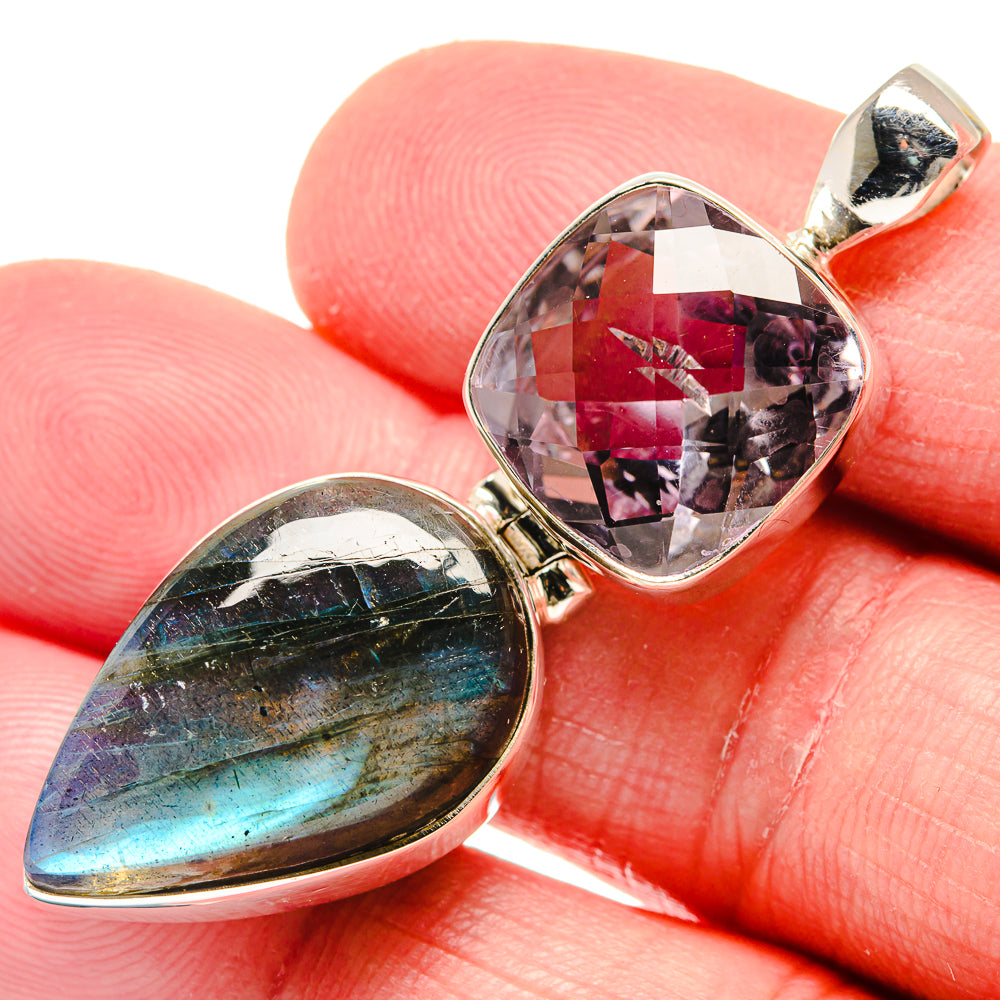 Labradorite Pendants handcrafted by Anasilvercos - PD20827