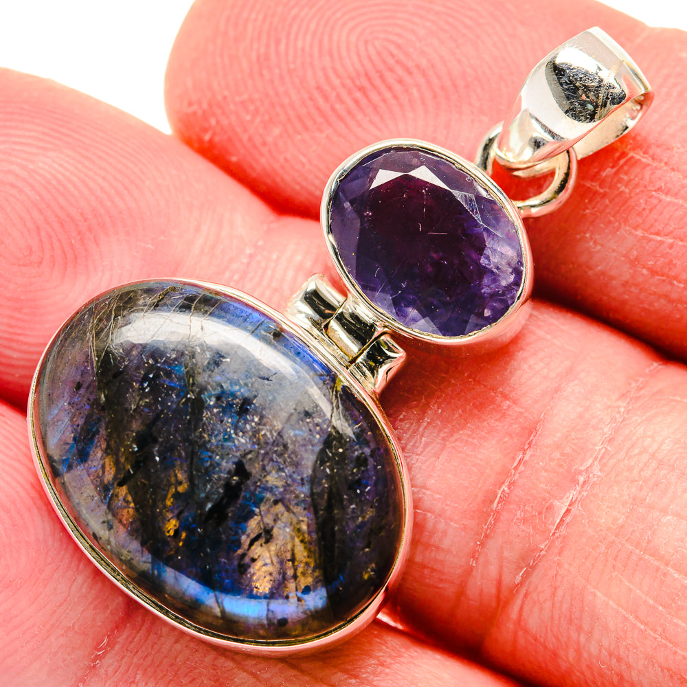 Labradorite Pendants handcrafted by Anasilvercos - PD20870