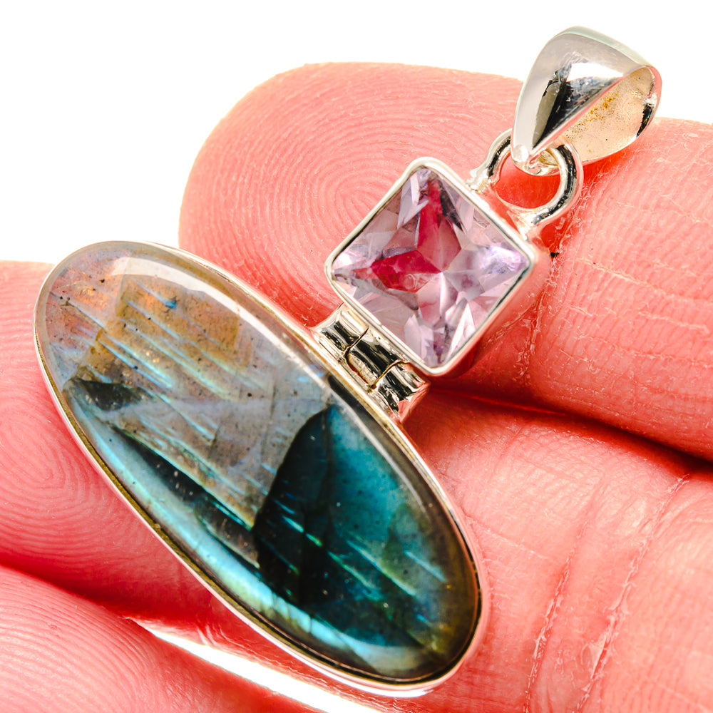 Labradorite Pendants handcrafted by Anasilvercos - PD20871