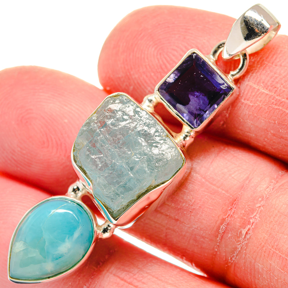 Aquamarine Pendants handcrafted by Anasilvercos - PD21047