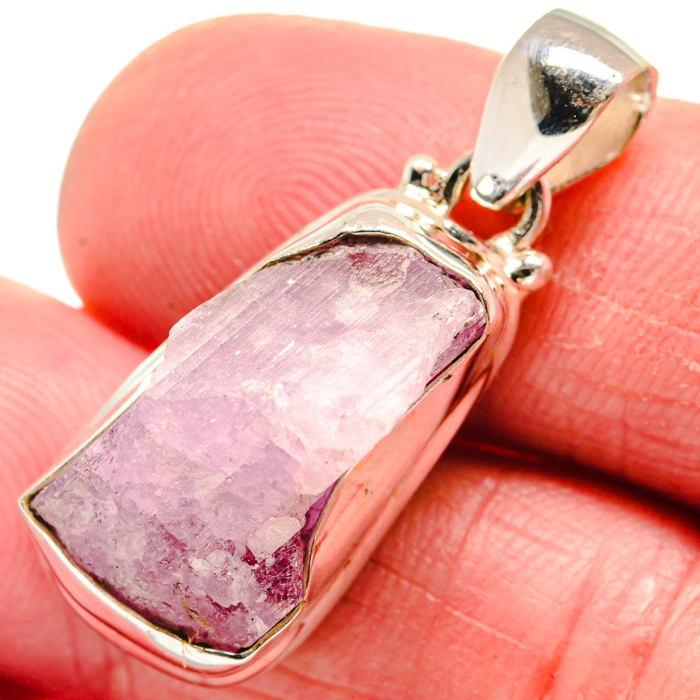 Kunzite Pendants handcrafted by Anasilvercos - PD21180