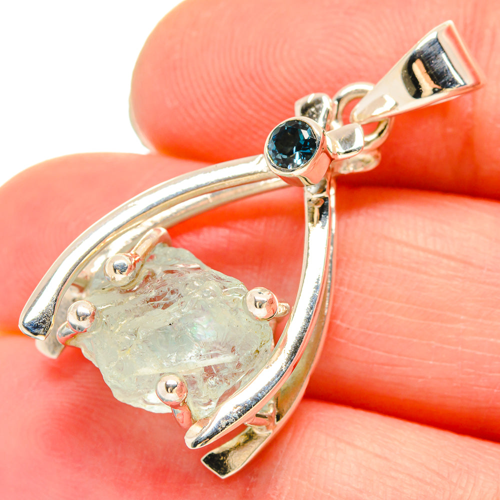 Aquamarine Pendants handcrafted by Anasilvercos - PD21440