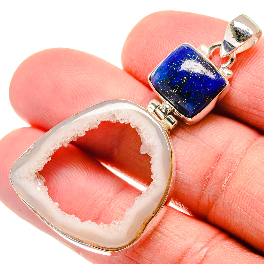 White Geode Slice Pendants handcrafted by Anasilvercos - PD21966